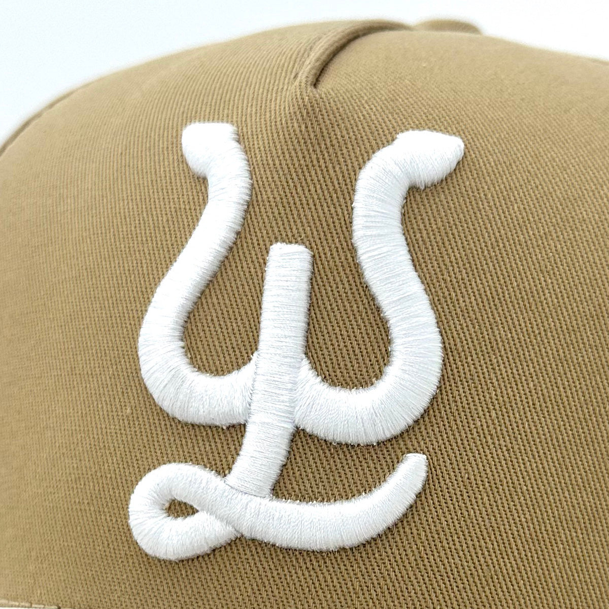 Gorra Leonardo Aguilar Beige